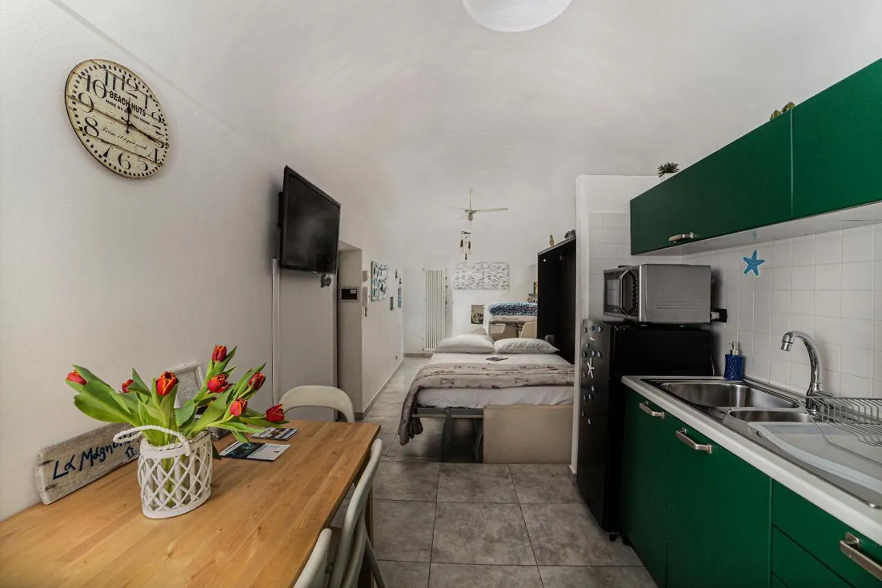 La Magnolia, Caressa De Mae Apartment Bordighera Italy